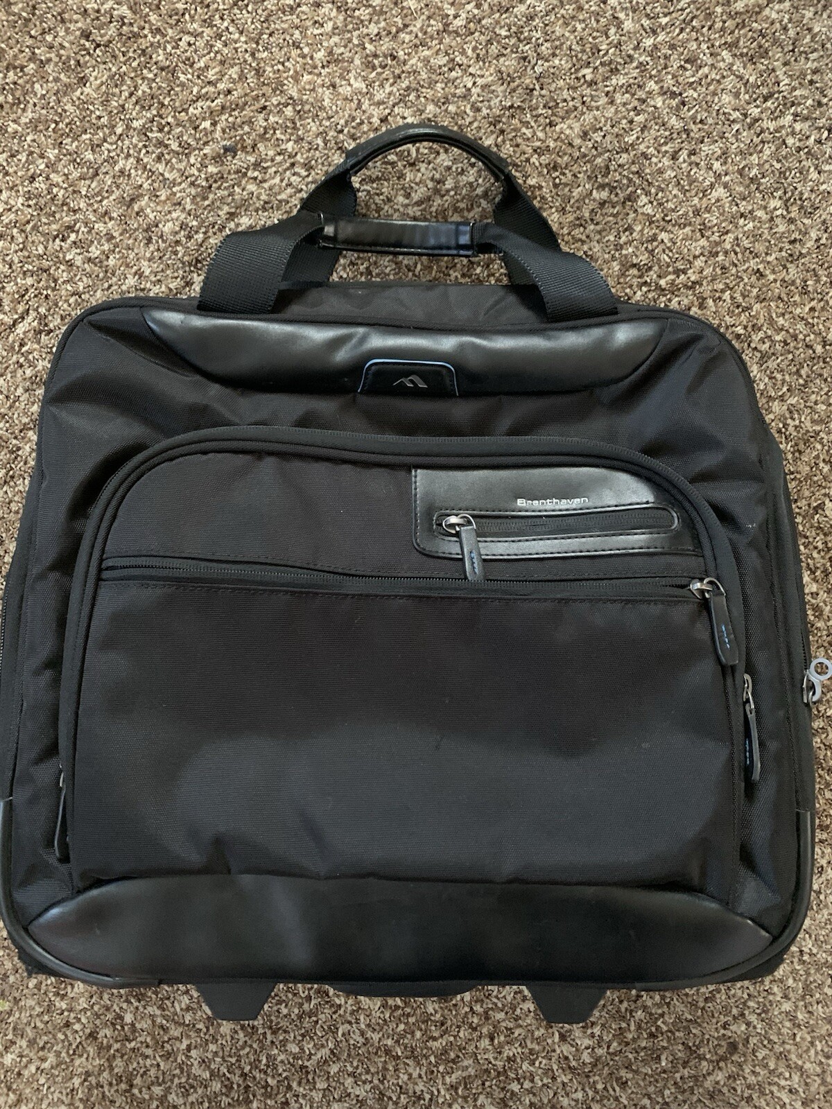 Brenthaven The Elliot Wheeled Case 