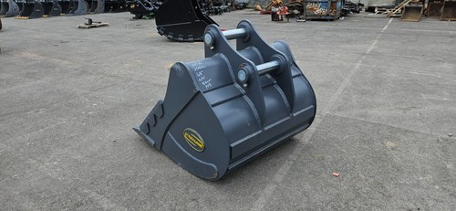 4ft Digging Bucket w/ 80mm Pins - Unused - Price £1850.00 + VAT @ 20% - C285 - Picture 3 of 8