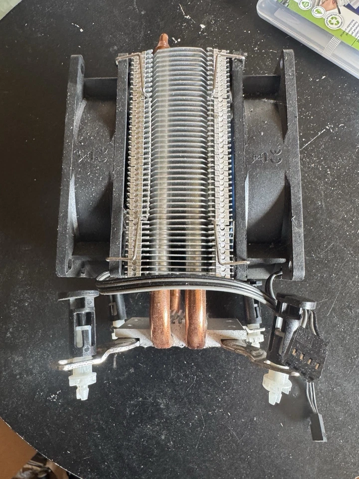 DeepCool Mini CPU Heatsink Cooler Fan for Intel LGA115X, AMD FM1, FM2, AM2, AM3 - Image 2 of 3