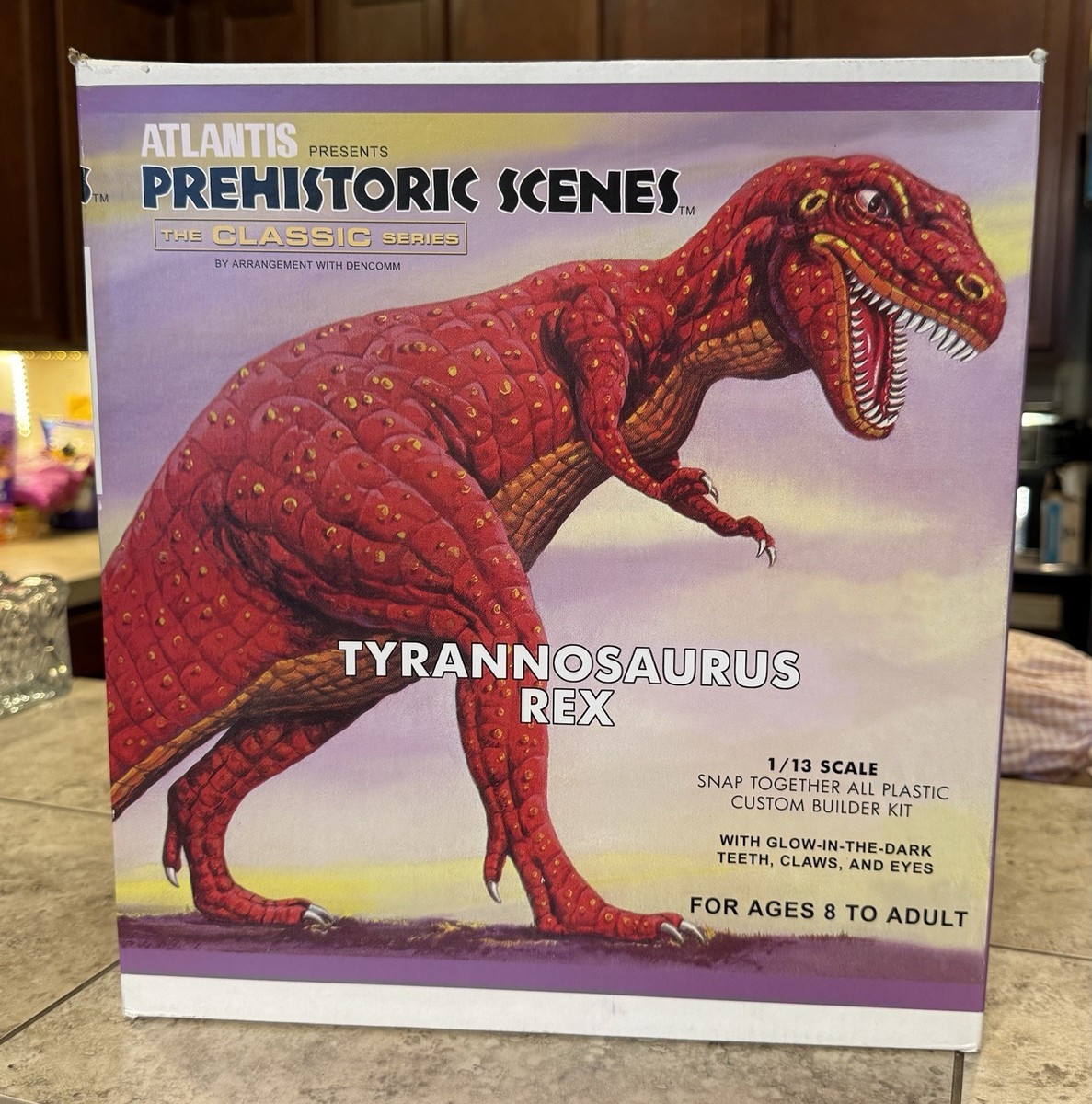 Atlantis Models AMC 4001 Tyrannosaurus Rex Snap Together Plastic