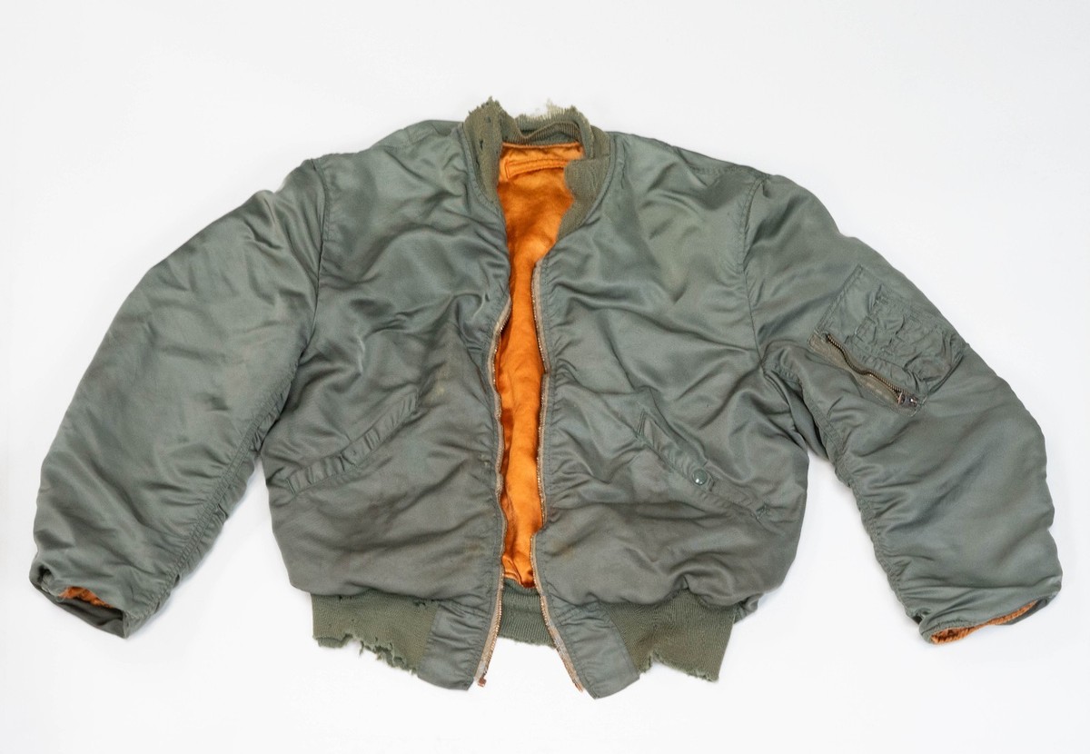 Vintage Military Bomber Flying Mans Jacket M/L 60s Satellite USAF