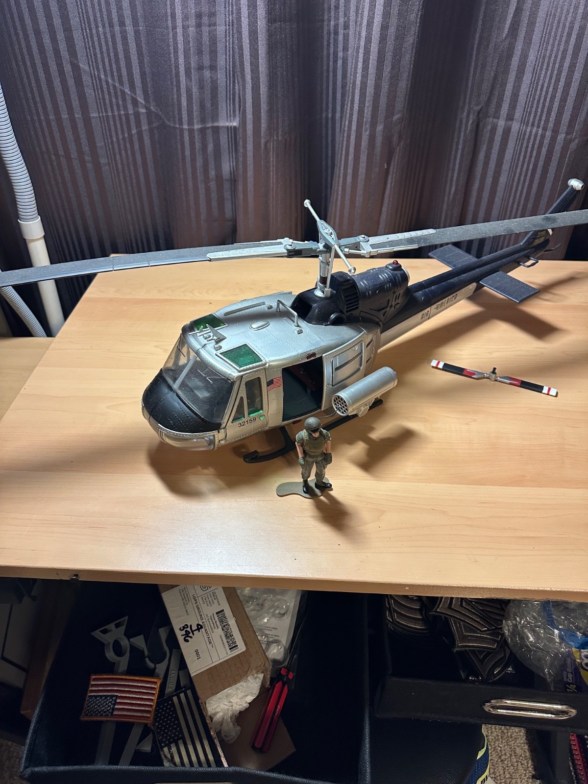 Ultimate Soldier 1/18 UH-1C Huey CIA Air America 21st Century Toys