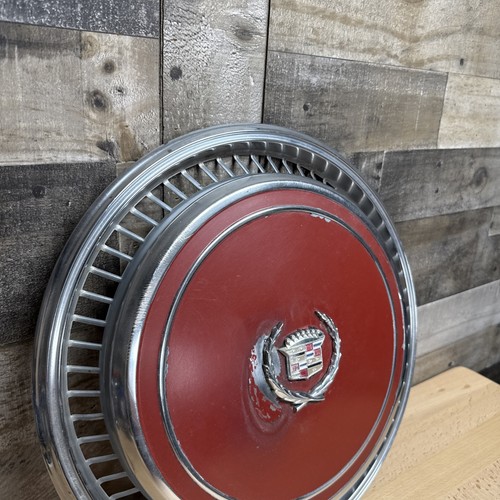 Cadillac Eldorado Wheel Cover Hubcap Red 1976 1977 1978 1974 1975 76 77 78 70s - Foto 6 di 24