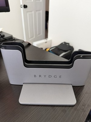 Brydge Laptop Vertical Dock Stand for Apple Macbook Pro 13 inch 2016-2021