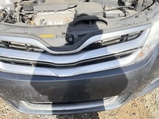 Used Upper Grille Fits 2013 Toyota Venza Upper Upper Grade B