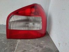 Feu arrière Audi 75