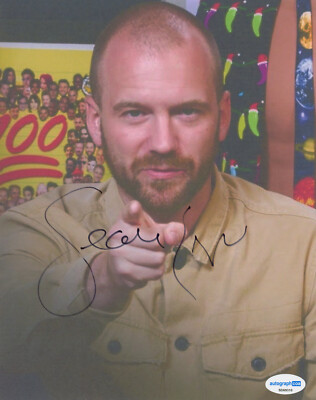 Sean Evans ''Hot Ones'' Signed Autograph 8x10 Photo YouTuber First We Feast ACOA