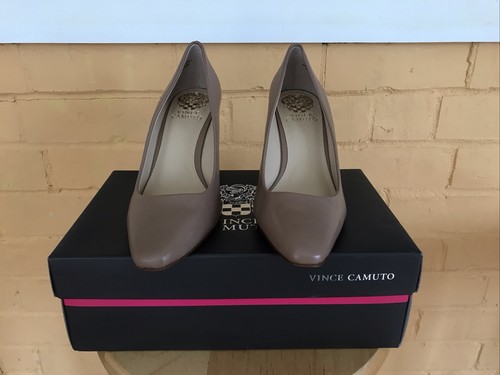 NEW Vince Camuto Diletta Pump Sz 7 Leather Toasty Beige Wedge Heel Shoe - Picture 2 of 3