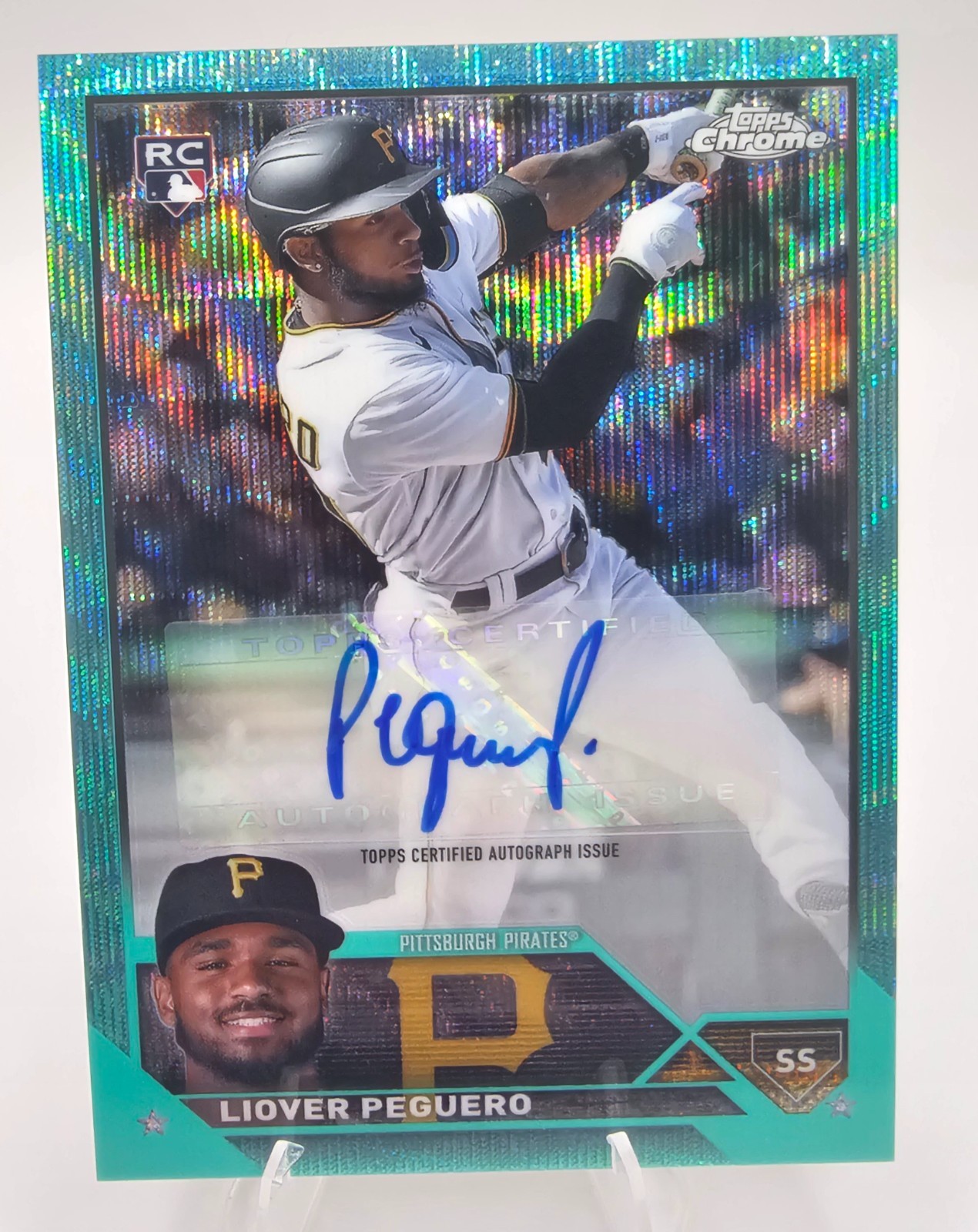 2023 Topps Chrome Liover Peguero RC Auto Aqua Wave Refractor /199 Pirates Rookie