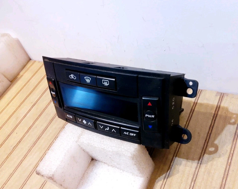 2005 - 2006 凯迪拉克 CTS 主气候控制模块非加热座椅 ID 21998813 — 第 3/4 张图片