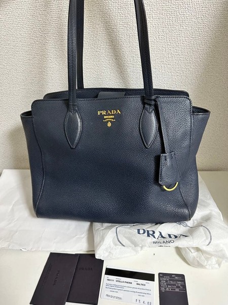 PRADA Vitello Phoenix Shoulder Bag Navy Leather Medium Authentic Authentic