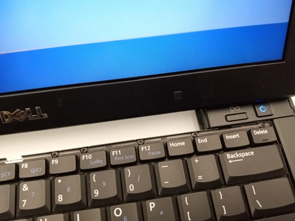 Dell Latitude E4310 13" Laptop Intel i5-580M 4GB RAM 250GB HDD WinXP *READ* -RR - Image 4 of 4