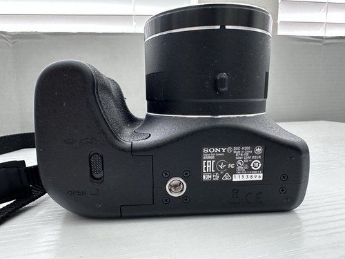 Sony Cyber Shot DCS-H300 20.1MP Digital Point & Shoot Camera Tested - READ - Picture 7 of 10