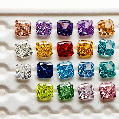  5A Colori Qualità Taglio Cuscino 0,6-5ct Laboratorio Cubic Zirconia Stone 5pz Ingrosso - Foto 1 di 30