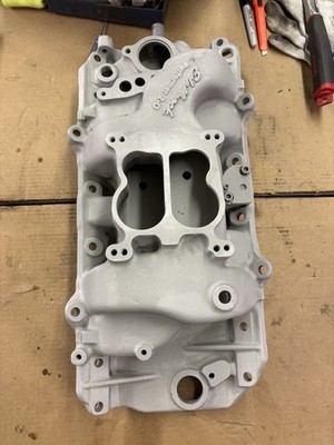 Edelbrock EGR Performer 2-0 3761 Big Block Chevy Aluminum Intake Oval Port 454