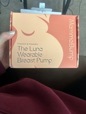 Luna Wearable Breast Pump-mama bump