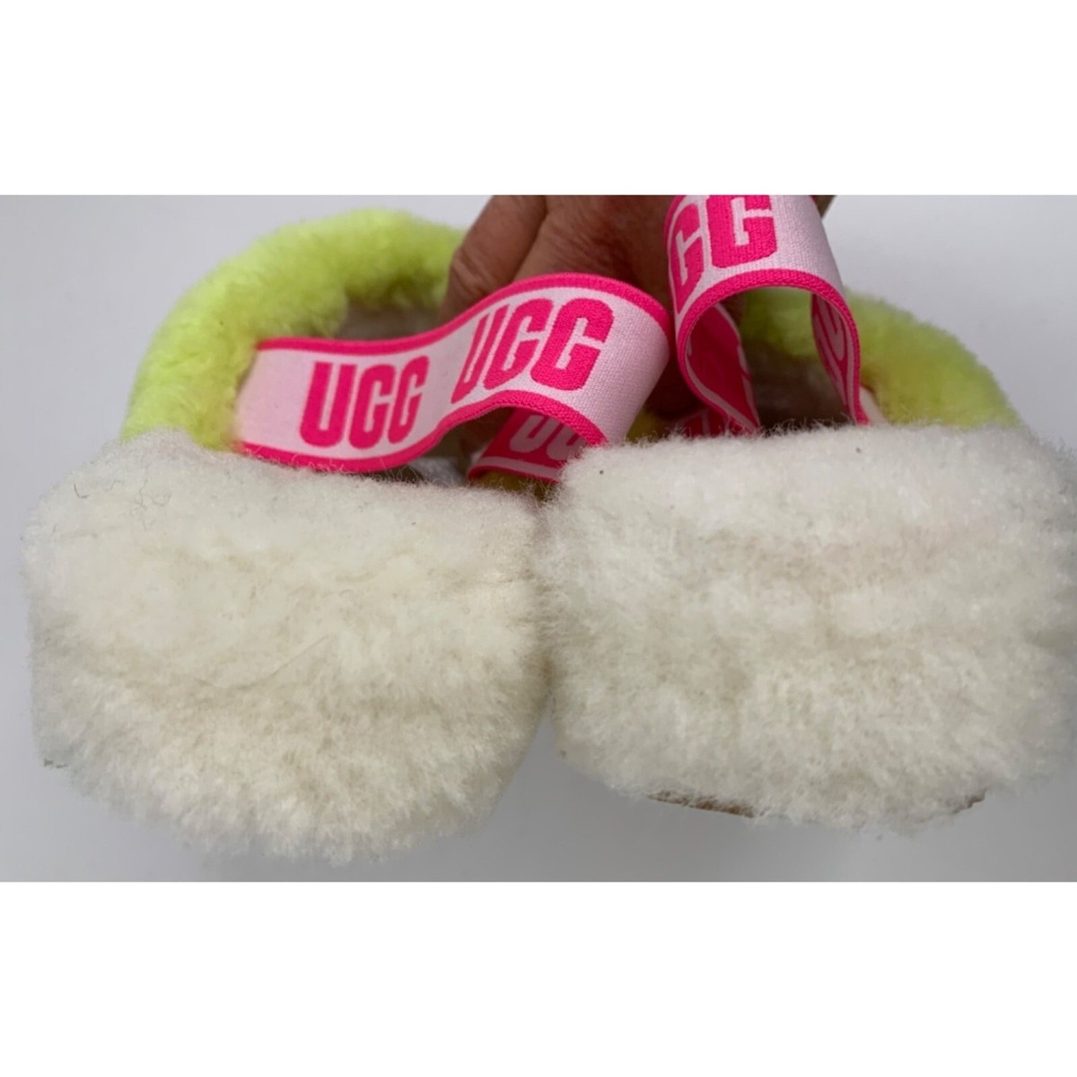 UGG Womens Size 8 Slipper Rainbow Fluff Yeah Slide Shearling UGG Womens Size 8 Slipper Rainbow Fluff Yeah Slide Shearling