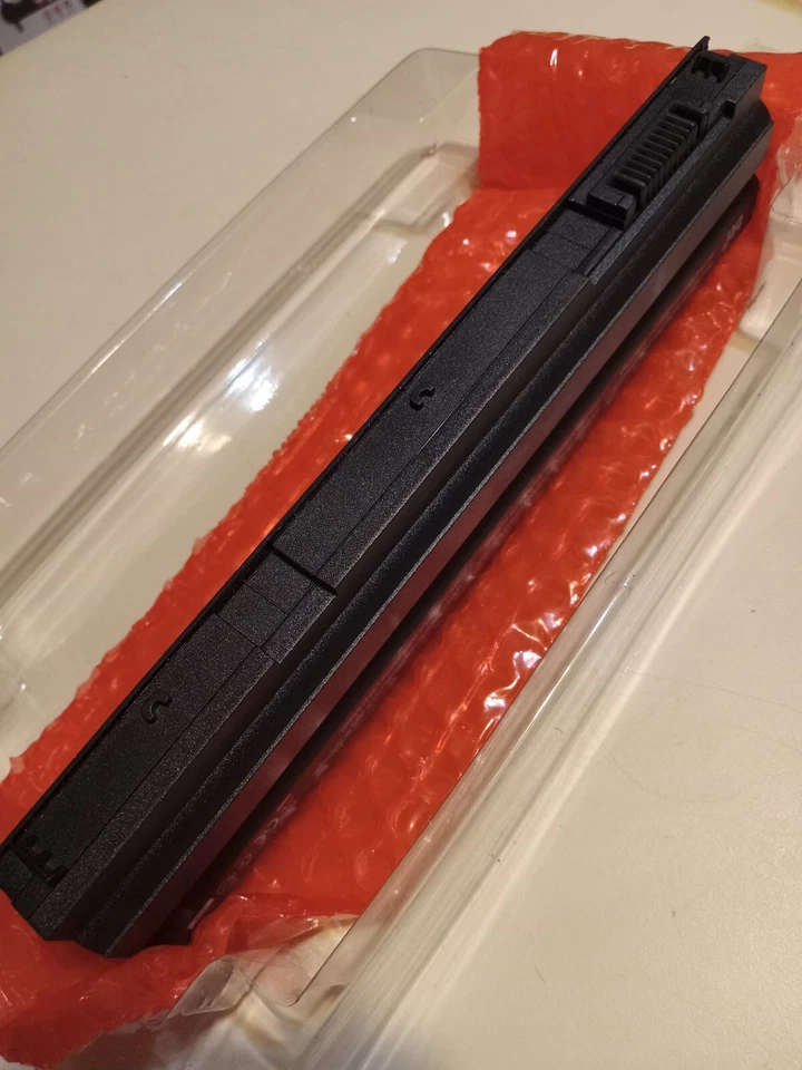 Batería E6420 para Dell Latitude E6440 E5430 E5520 E5530 E6430 E6540 E6520 T54FJ Foto 3 de 4