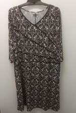 NWOT Catherines Black/White 3/4 Sleeve Midi Dress Size 4X