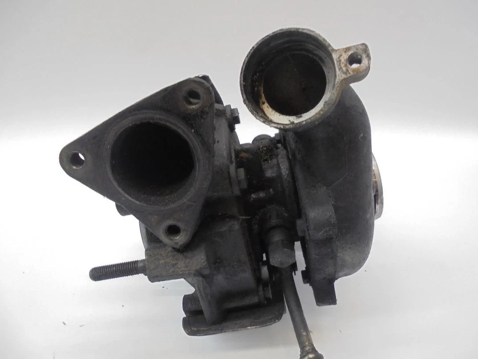 057145721A Turbocompresor para AUDI A8 (D2) 3.3 TDI Quattro 2000 758999 - Imagen 3 de 4