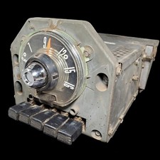 1955 Oem Vintage Ford Tube Deluxe Radio Black Buttons Face Plate Crown Victoria 1955 Oem Vintage Ford Tube Deluxe Radio Black Buttons Face Plate Crown Victoria