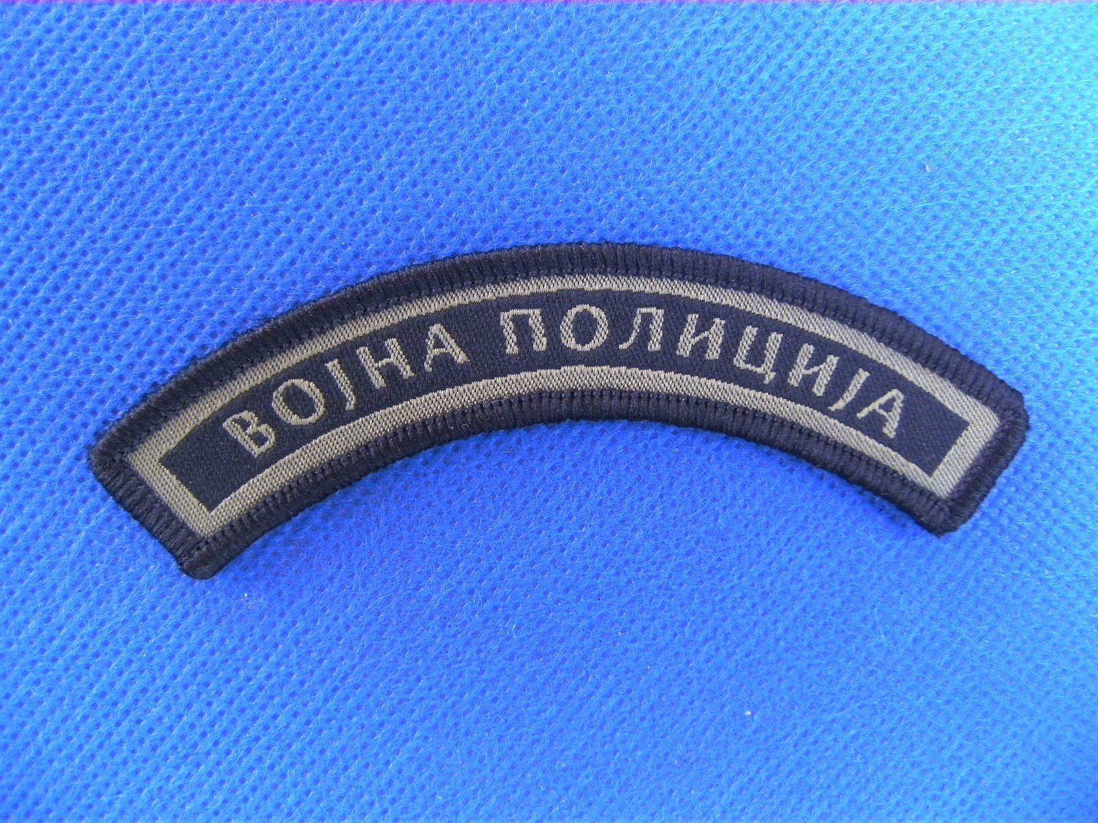 Foto 6 di 9