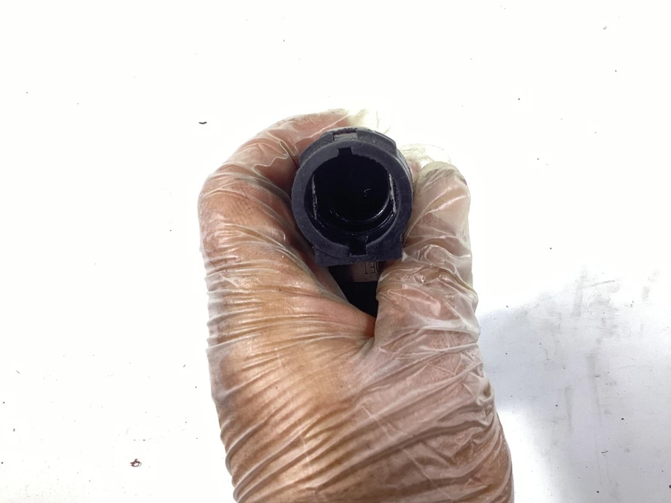 BMW 550i 650I XDRIVE 2012-2016 - Manguera de tubo de refrigerante de agua del motor OEM. Foto 3 de 4