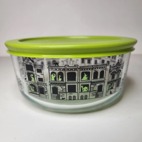 Pyrex 4 Cup Storage Bowl With Lid Haunted Mansion Cemetery Halloween Fright