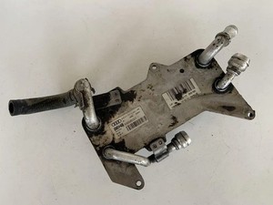 AUDI A6 4F2, C6 Ölkühler 4H0317021H 3.00 Petrol 2013 33776558