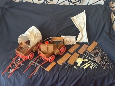 Gabriel Covered Wagon Set