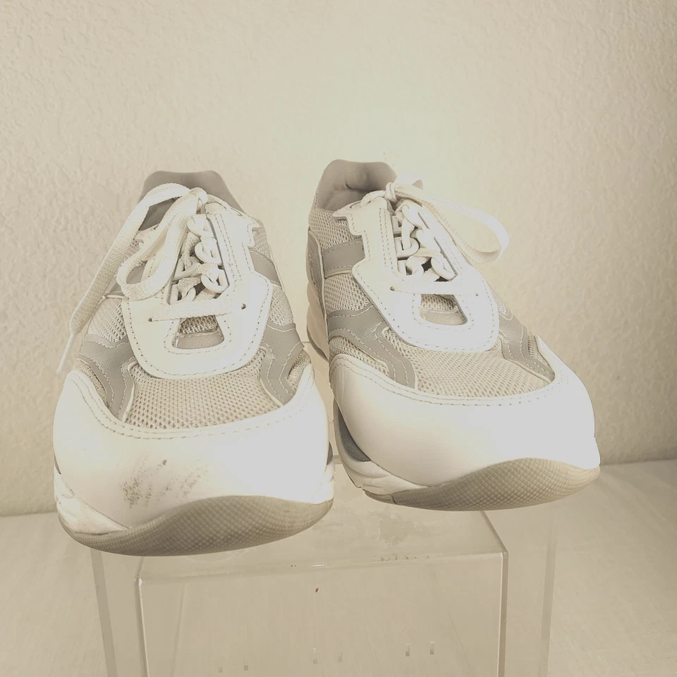 SAS Women 10 M Tour Mesh Leather Lace Up Tripad Sneaker Silver White 1 Flaw USA - Image 3 of 4