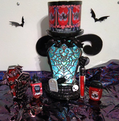 Bath & Body Works Vampire blood 4 pc /Coffin Water Globe 3 wick & Bat plugin