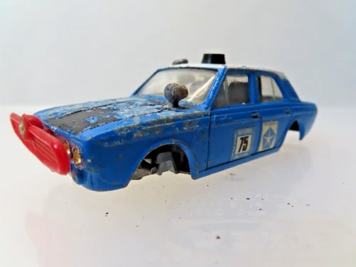 Vintage CORGI TOYS HILLMAN HUNTER RALLY CAR  1970s ..*