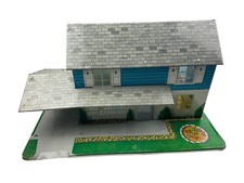 Vintage Marx Tin Litho Dollhouse 2 Story 5 Rooms Carport 26x15x15 Two Fireplaces