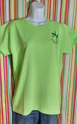FROG CREEK RV PARK Women's Green V Neck Pre-Shrunk Cotton T Shirt MEDIUM NIP