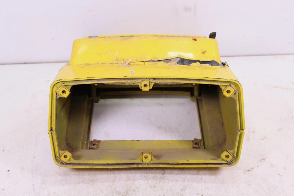 1997 POLARIS RMK 700 HEADLIGHT HOUSING Foto 3 de 4