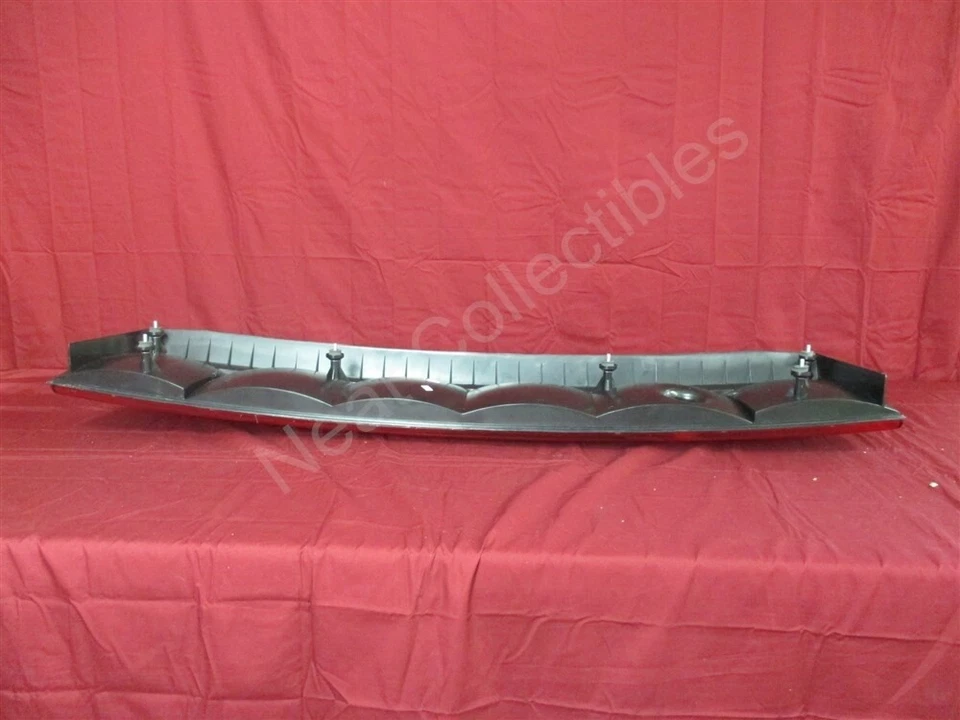 Panel reflector trasero tapa maletero Chrysler Concorde 1993-1997 nuevo de lote original Chrysler Concorde Foto 4 de 4