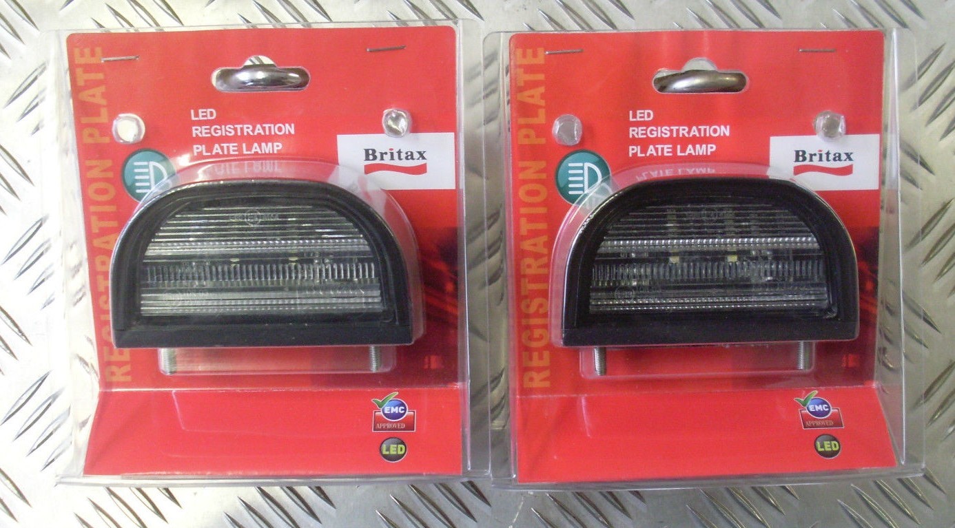 PAIR BRITAX LED REGISTRATION PLATE LAMP L867.00.LDV DUAL VOLTAGE 12