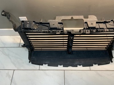 18-24 EXPEDITION 21-24 NAVIGATOR RADIATOR UPPER ACTIVE GRILL SHUTTER ASSEMBLY