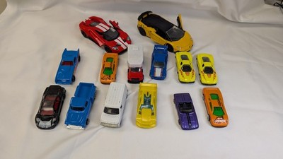 Hot Wheels,Green brier, Ertl  Die Cast Collectible Toy Car Lot