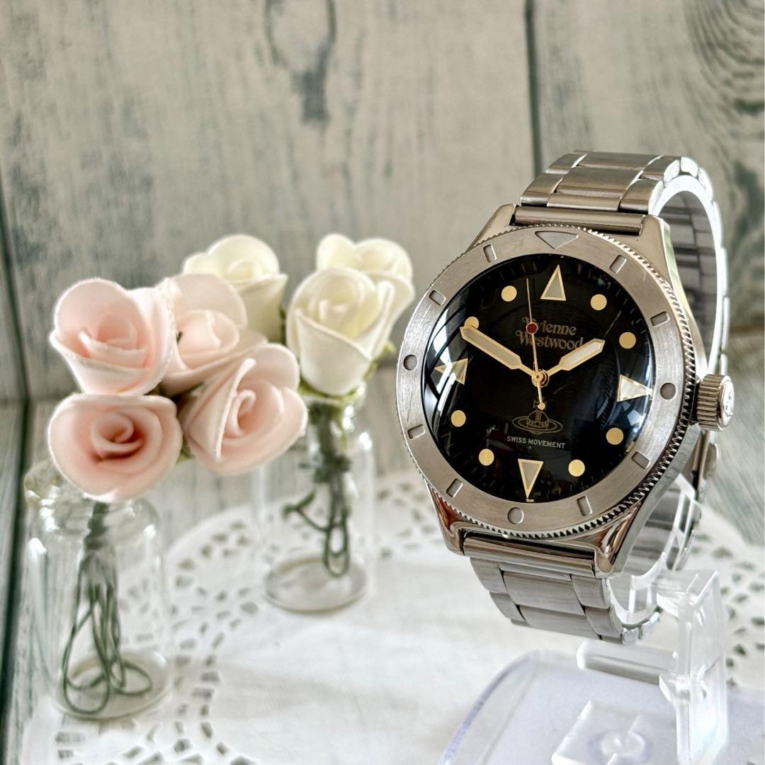 Vivienne Men's Watch Black Silver Battery Replaced Used Authentic