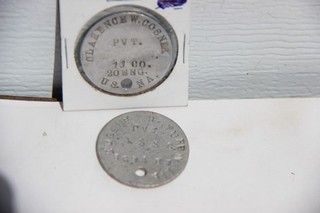 WWI Round US Military Dog Tags 2 vintage tags