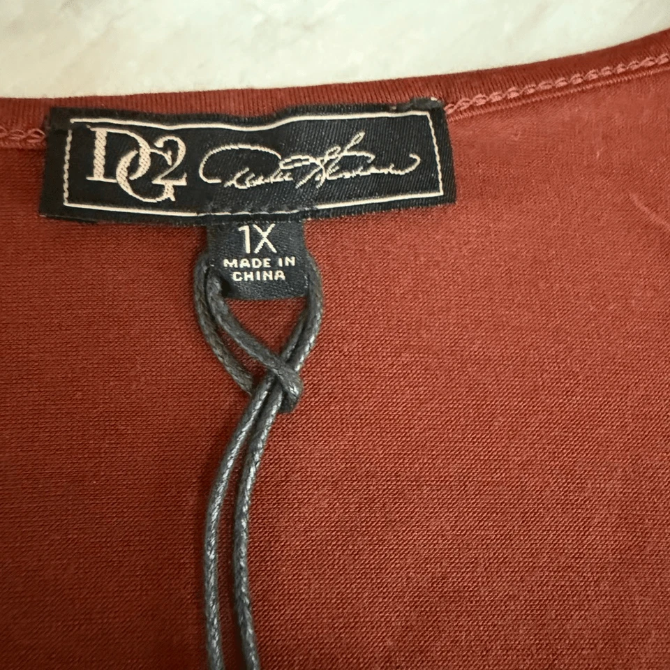 Blusa DG2 Diane Gilman Mixed-Media Doble Capa Easy Tank Estampado Animal 1X Nueva con Etiquetas Foto 4 de 4