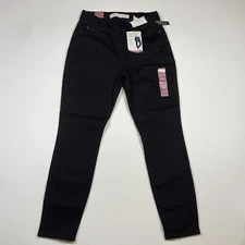 NEW Signature By Levi Strauss & Co. Gold Women 29x26 Black Pull-On Skinny Jeans