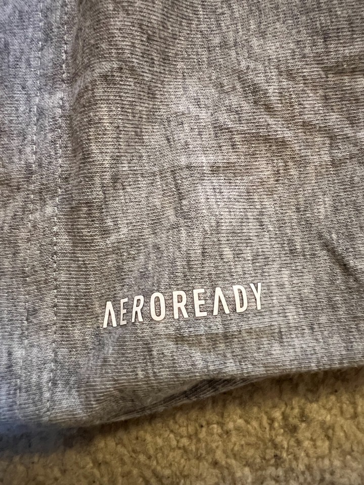 Adidas Comfy and Chill Aeroready ladies sports/fitness tshirt in grey