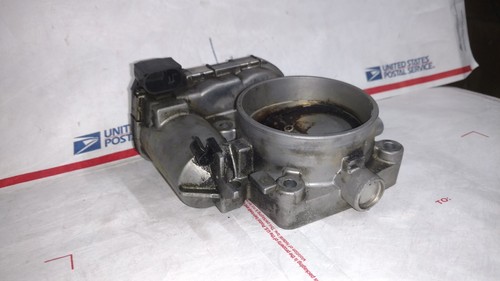 Mercedes W203 W208 W210 C240 S350 Fuel Injection Throttle Housing Body Genuine - Picture 7 of 8