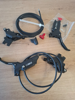 SRAM DB8 Hydraulic Disc Brakes a 4-Piston a Front & Rear a 90/200