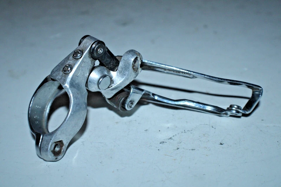 Shimano Altus A10 Triple Front Derailleur 31.8mm FD-AT11 Silver MTB USA Shipper! - Image 3 of 4