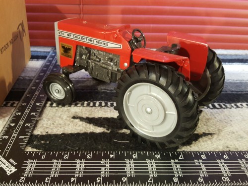 Ertl Massey Ferguson 270 1/16 Diecast Farm Tractor Replica Collectible - 第 11/11 張圖片