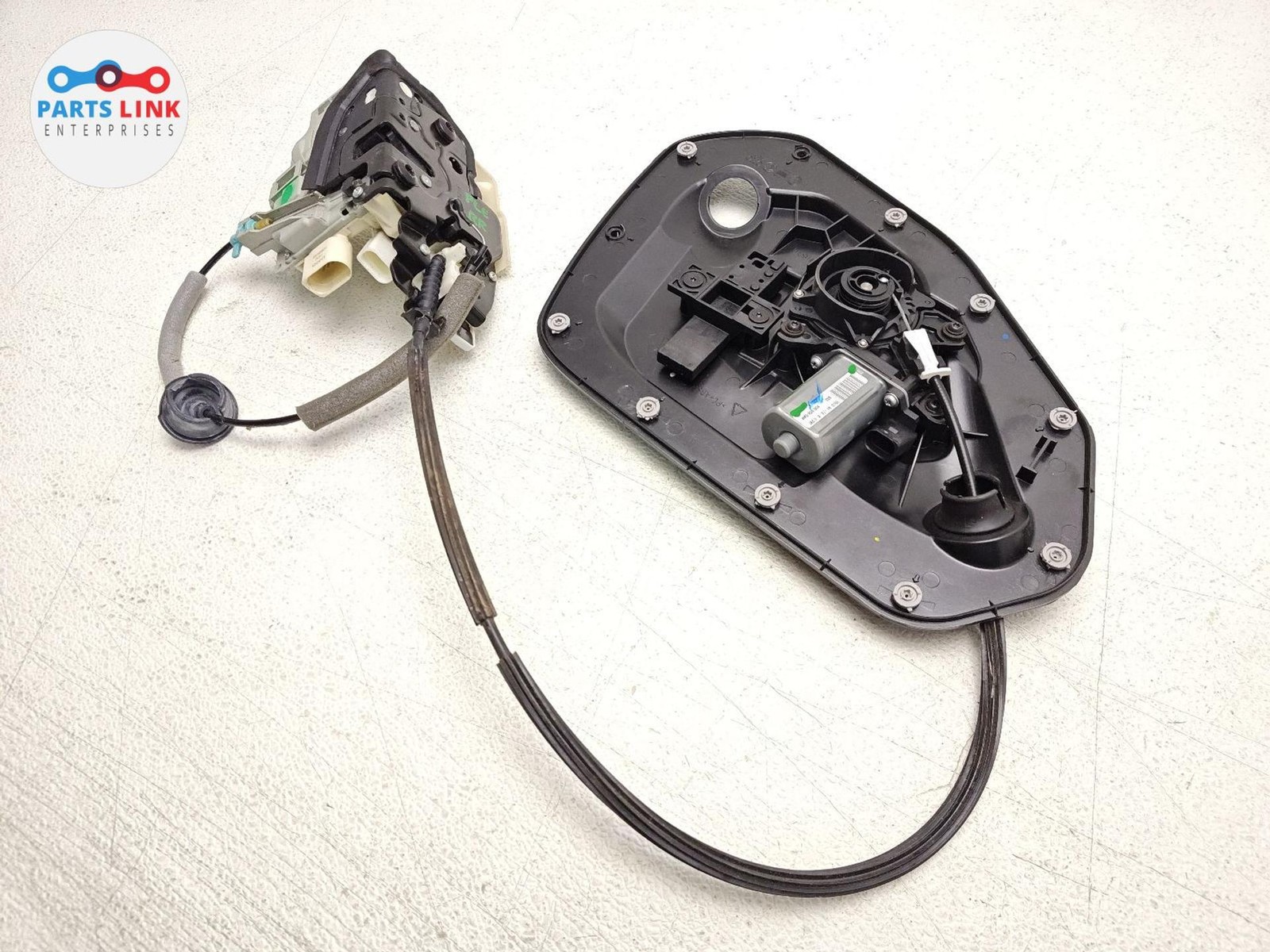 2016-20 BENTLEY BENTAYGA REAR RIGHT DOOR LOCK ACTUATOR SOFT CLOSE MOTOR SET 636
